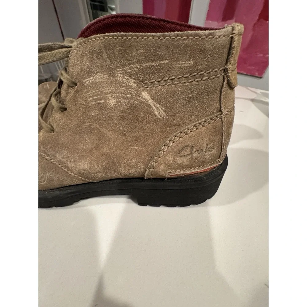 Clarks Men's Waterproof Chukka‎ Boot Suede Leather Size 10